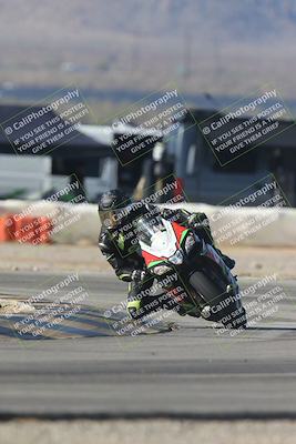 media/Sep-20-2025-Race Pace (Sat) [[d4e1b33f4d]]/Verified/Turn 2 (920am)/